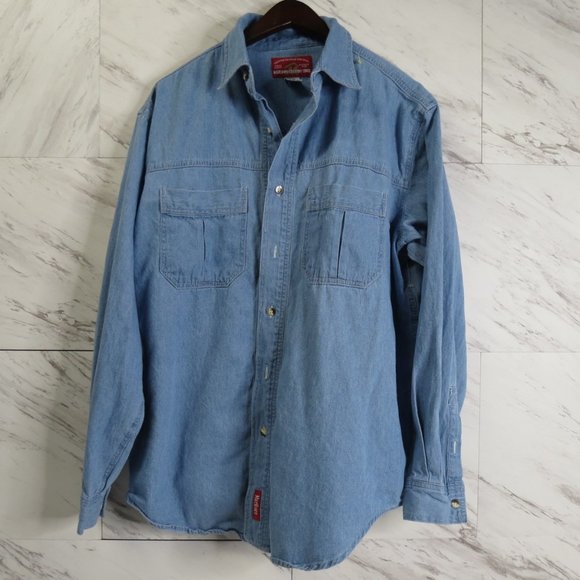 Marlboro Other - Marlboro Country Store Mens  Washed Medium Shirt